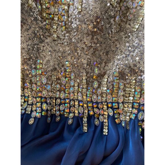 Glow Dress Embellished Bodice Chiffon sweatheart in blue gown size 6 - Picture 8 of 11